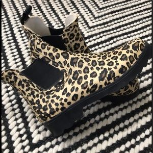 Tamara Henriques Rain Boots Size 6🖤